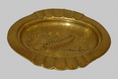 Aschenbecher mit Schriftzug Heizt Union-Briketts