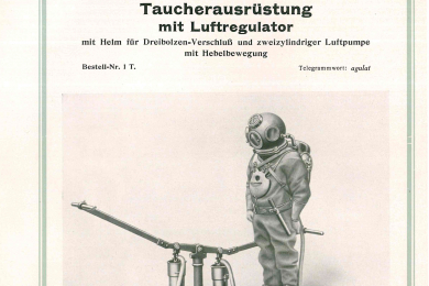 Prospektseite mit Zeichnung und Beschreibung einer Tauchausrüstung mit Luftregulator