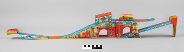 Foto der zweimal aufgeklappten und aufgebauten Technofix Förderbahn.