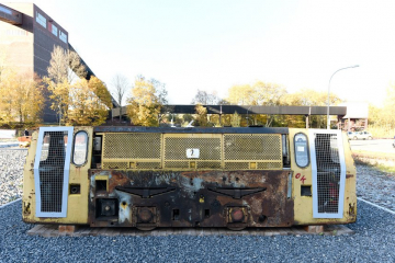 Eine Grubenlokomotive auf dem Freigelände der Zeche Zollverein in Essen