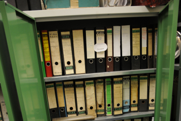 Schrank mit Akten
