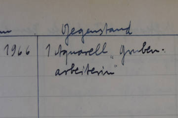 Foto eines Eingangsbuchs mit handschriftlichen Einträgen