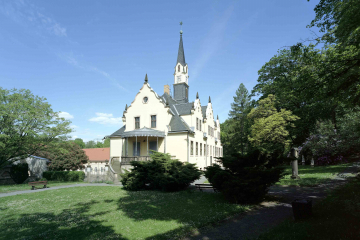 Aussenansicht der städtischen Sammlungen Freital auf Schloss Burgk